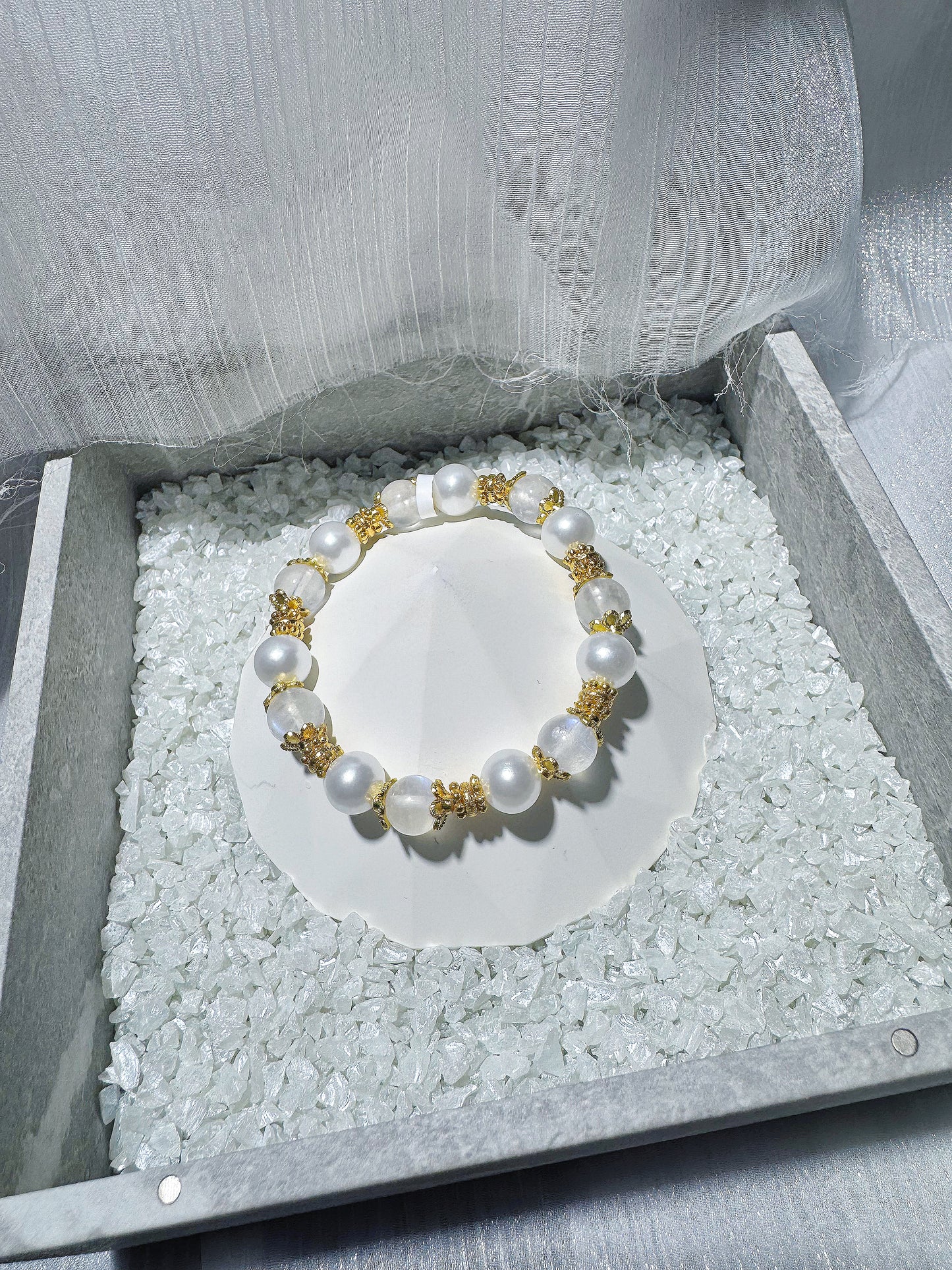 Blue Flash Moonstone x Faux Pearls in SHW/GHW